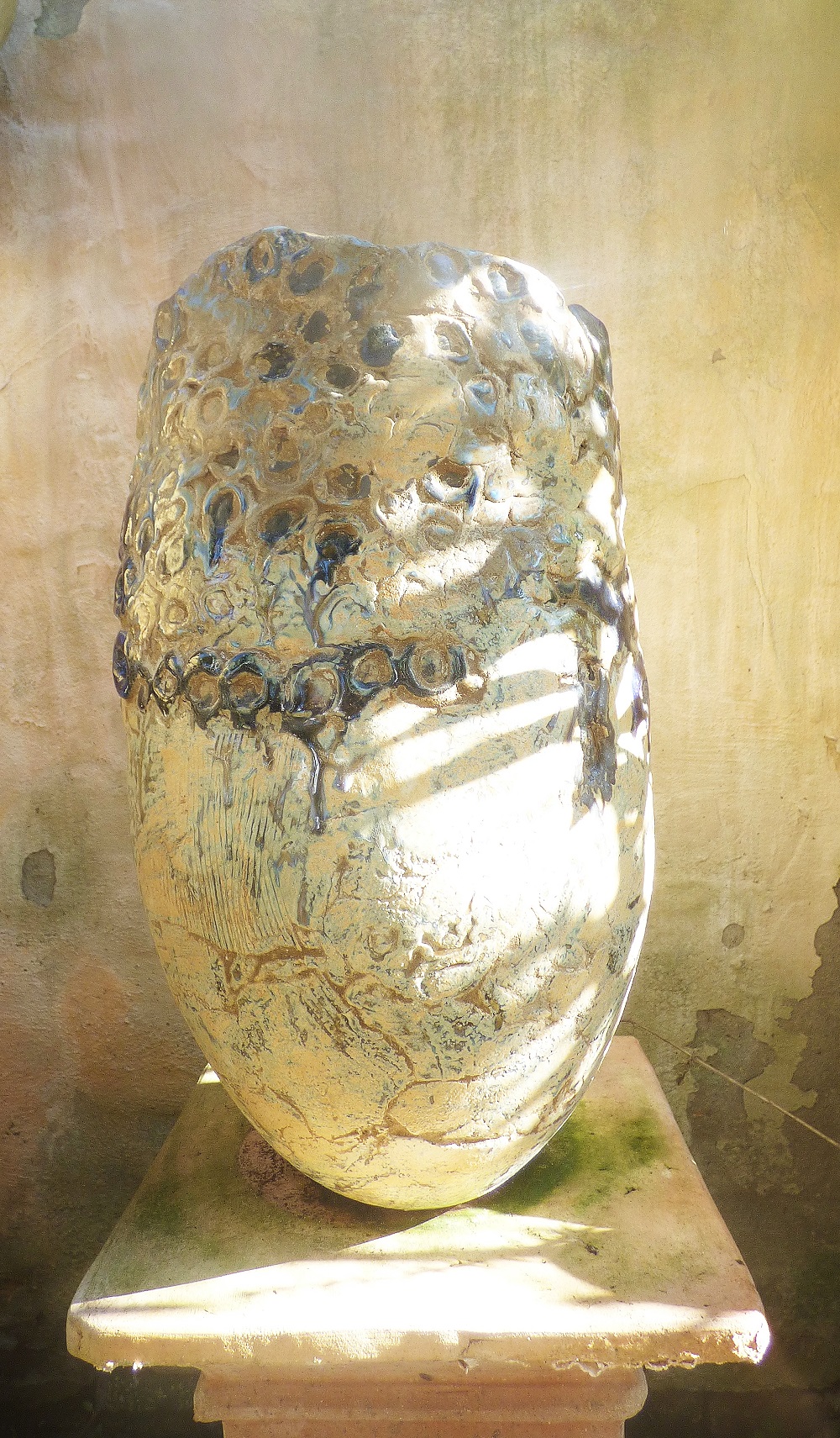 Kunstvolle Vase